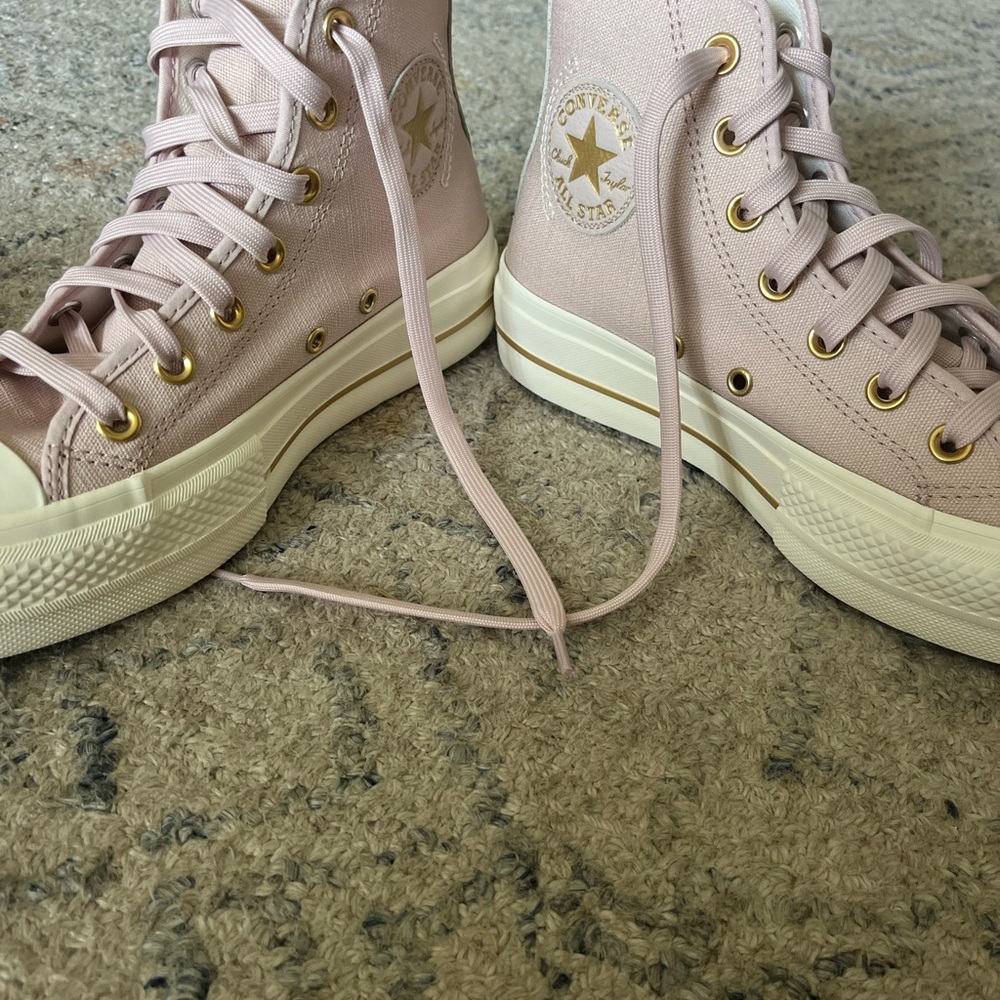 Converse Women's High-Top Sneakers - Light Pink and Gold